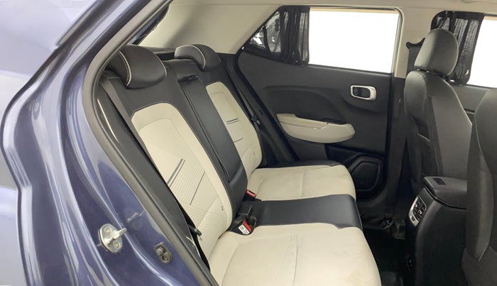 2022 Hyundai VENUE SX 1.0 (O) TURBO IMT, Petrol, Manual, 22,472 km, Right Side Rear Door Cabin