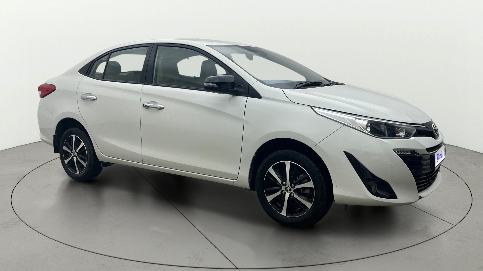 2021 Toyota Yaris  2021-2021 VX CVT