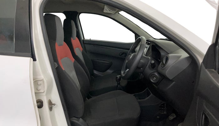 2016 Renault Kwid RXT 0.8, Petrol, Manual, 62,868 km, Right Side Front Door Cabin