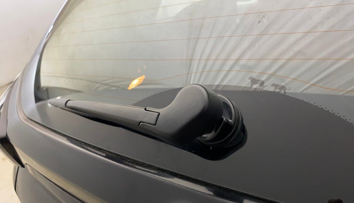 2023 Tata NEXON XZA PLUS LUX SUNROOF RED DARK DIESEL, Diesel, Automatic, 45,720 km, Rear Wiper