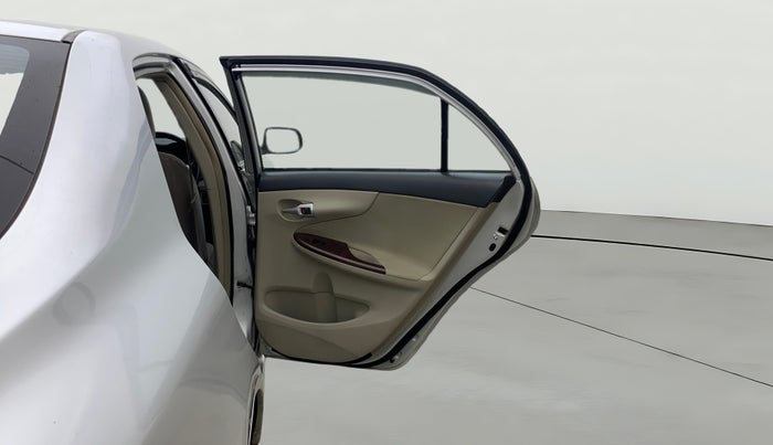 2014 Toyota Corolla Altis G PETROL, Petrol, Manual, 94,763 km, RHS Rear Door