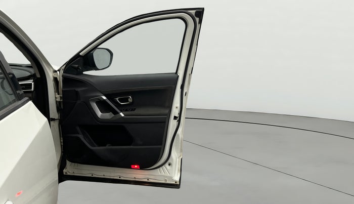 2019 Tata Harrier XT 2.0L KRYOTEC, Diesel, Manual, 64,984 km, RHS Front Door