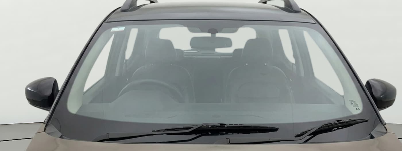2022 Renault TRIBER RXT, Petrol, Manual, 32,493 km, Front Windshield