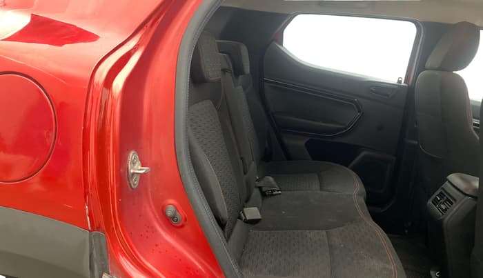 2022 Renault Kiger RXZ TURBO CVT DUAL TONE, Petrol, Automatic, 65,030 km, Right Side Rear Door Cabin