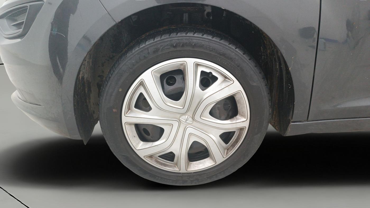 2021 Tata ALTROZ XM PLUS PETROL, Petrol, Manual, 93,595 km, Left Front Wheel