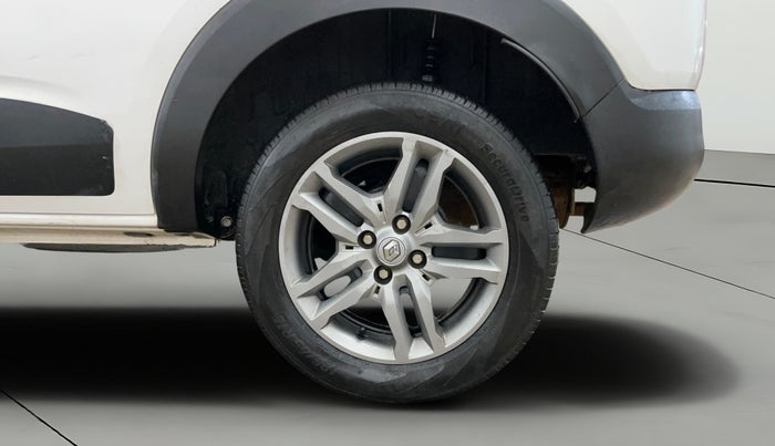 2023 Renault TRIBER RXZ, Petrol, Manual, 59,570 km, Left Rear Wheel