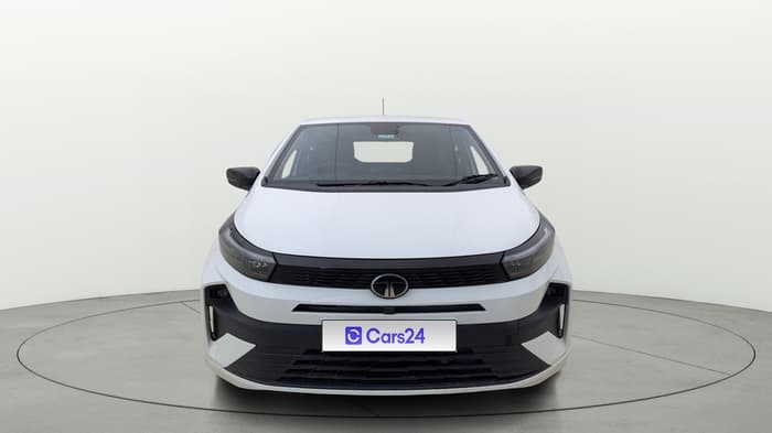 2026 Tata ALTROZ Pure Petrol 5MT, Petrol, Manual, 6,256 km, Front