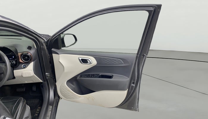 2020 Hyundai AURA SX PLUS 1.2 AMT, Petrol, Automatic, 88,367 km, RHS Front Door
