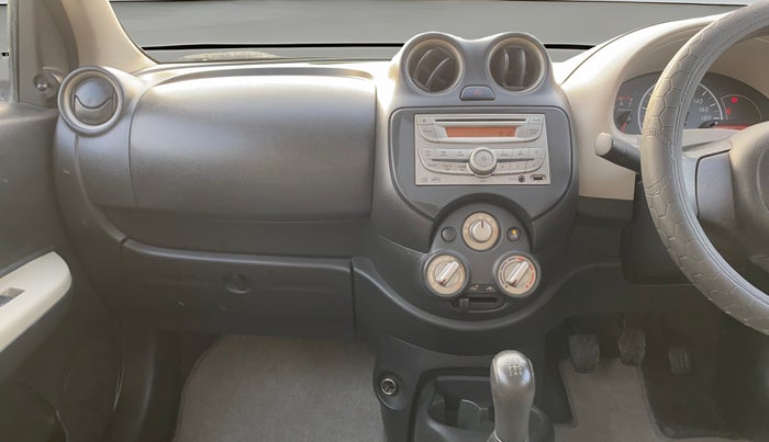 2015 Nissan Micra Active XV, Petrol, Manual, 33,441 km, Air Conditioner