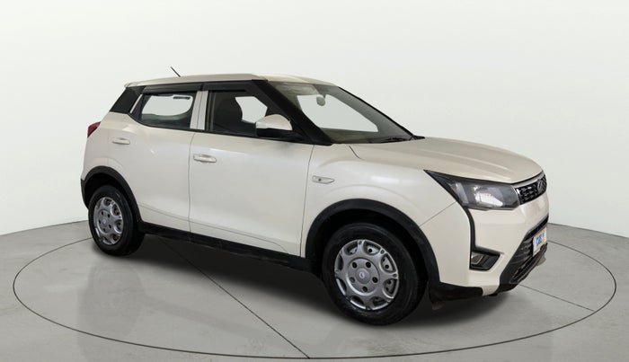 2021 Mahindra XUV300 W4 1.5 DIESEL, Diesel, Manual, 25,791 km, Right Front Diagonal