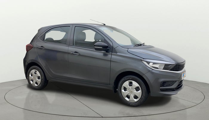 2022 Tata Tiago XT (O) PETROL, Petrol, Manual, 26,015 km, Right Front Diagonal