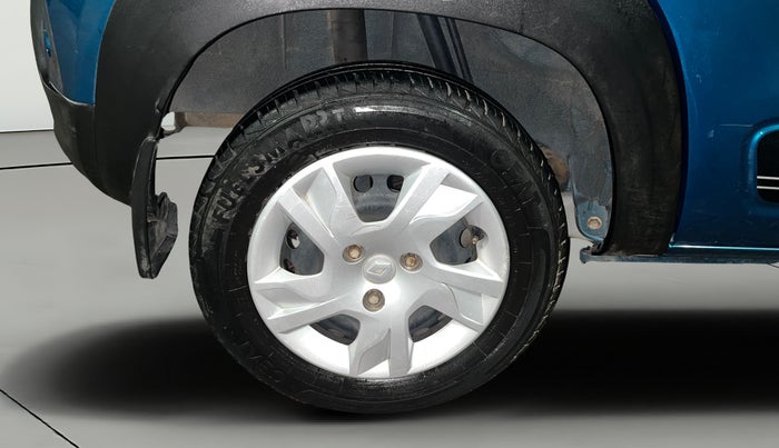 2023 Renault Kwid RXT 1.0 AMT, Petrol, Automatic, 50,901 km, Right Rear Wheel