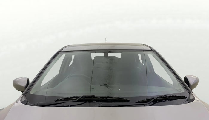 2015 Maruti Baleno ALPHA PETROL 1.2, CNG, Manual, 1,33,150 km, Front Windshield