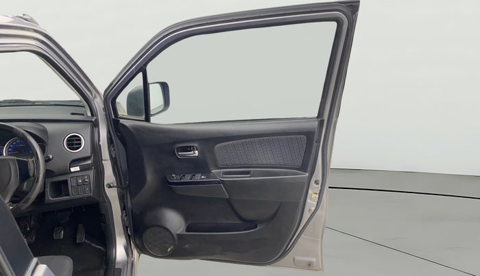 2014 Maruti Wagon R Stingray VXI, Petrol, Manual, 63,088 km, RHS Front Door