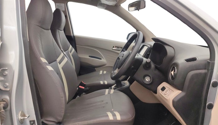 2019 Hyundai NEW SANTRO SPORTZ CNG, CNG, Manual, 50,094 km, Right Side Front Door Cabin