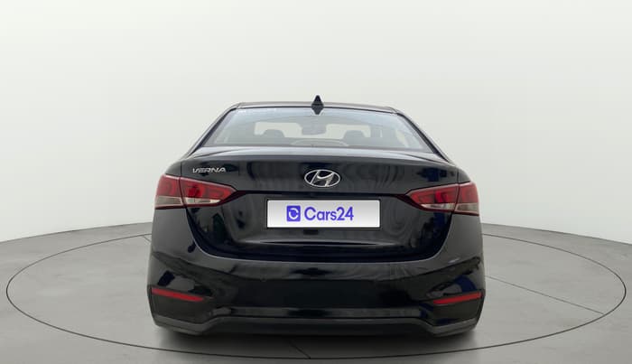 2018 Hyundai Verna 1.6 VTVT SX (O) AT, Petrol, Automatic, 81,555 km, Back/Rear