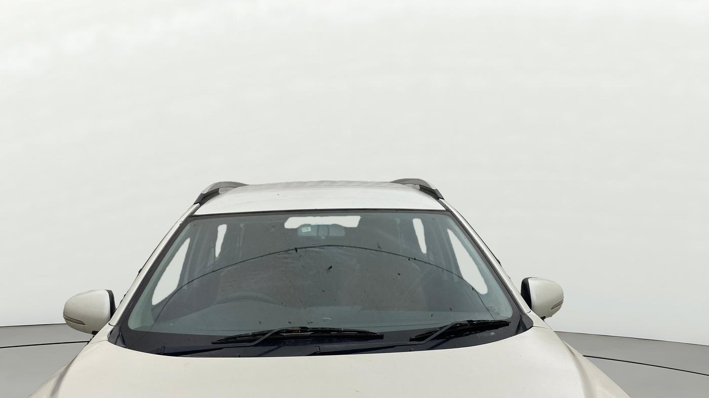2022 Maruti XL6 ZETA MT, Petrol, Manual, 1,05,437 km, Front Windshield