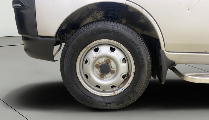 2018 Maruti Eeco 5 STR WITH A/C+HTR, CNG, Manual, 26,716 km, Left Front Wheel