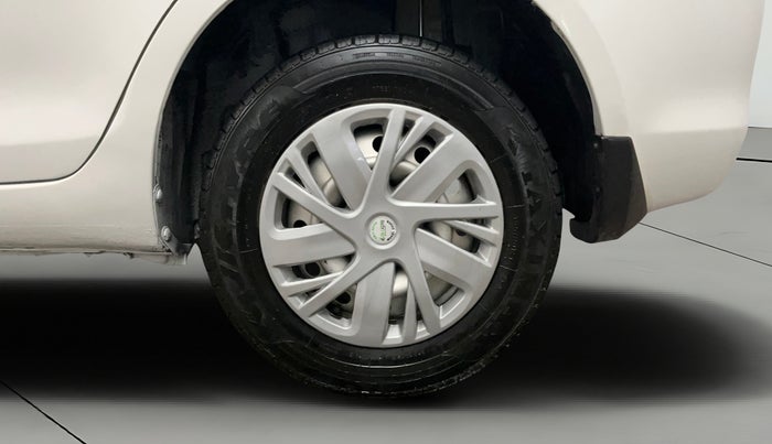 2015 Maruti Swift Dzire LXI, Petrol, Manual, 68,694 km, Left Rear Wheel