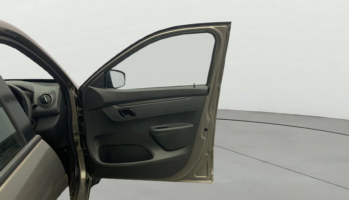 2016 Renault Kwid RXT 0.8 (O), Petrol, Manual, 67,358 km, RHS Front Door