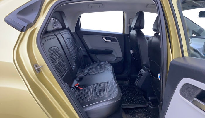 2020 Tata ALTROZ XZ PETROL, Petrol, Manual, 34,887 km, Right Side Rear Door Cabin