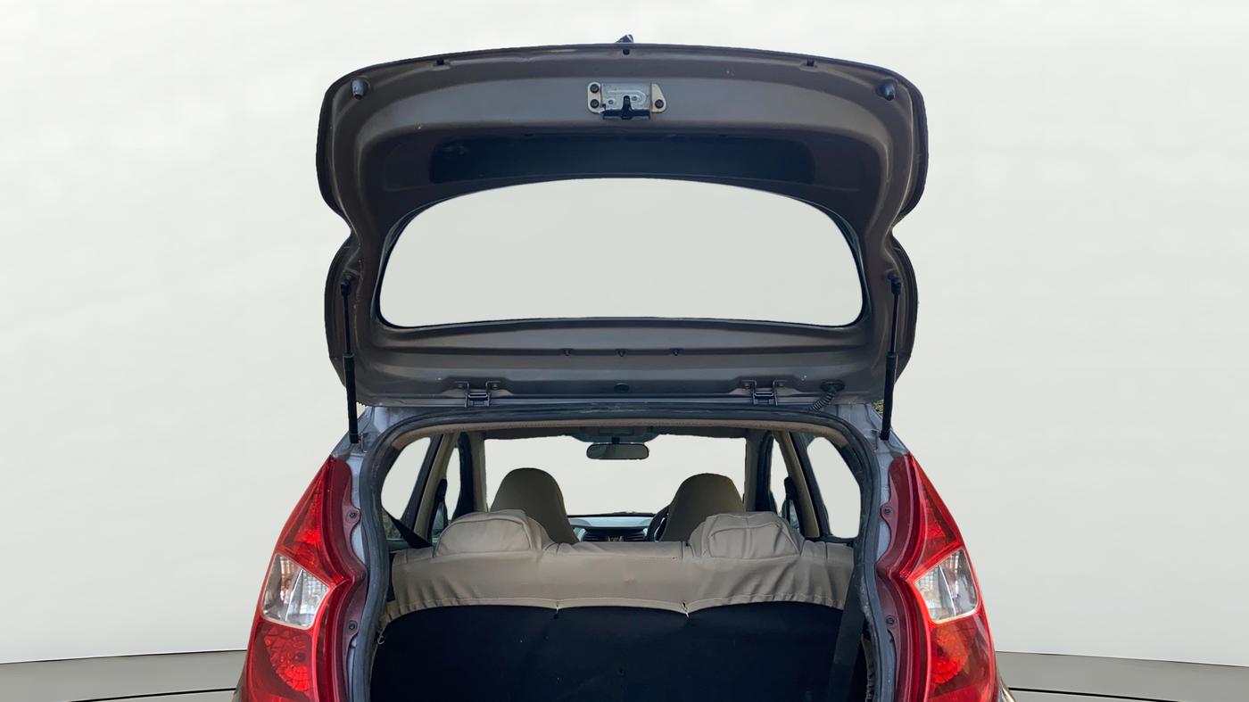 2014 Hyundai Eon ERA +, Petrol, Manual, 1,05,008 km, Boot Door Open