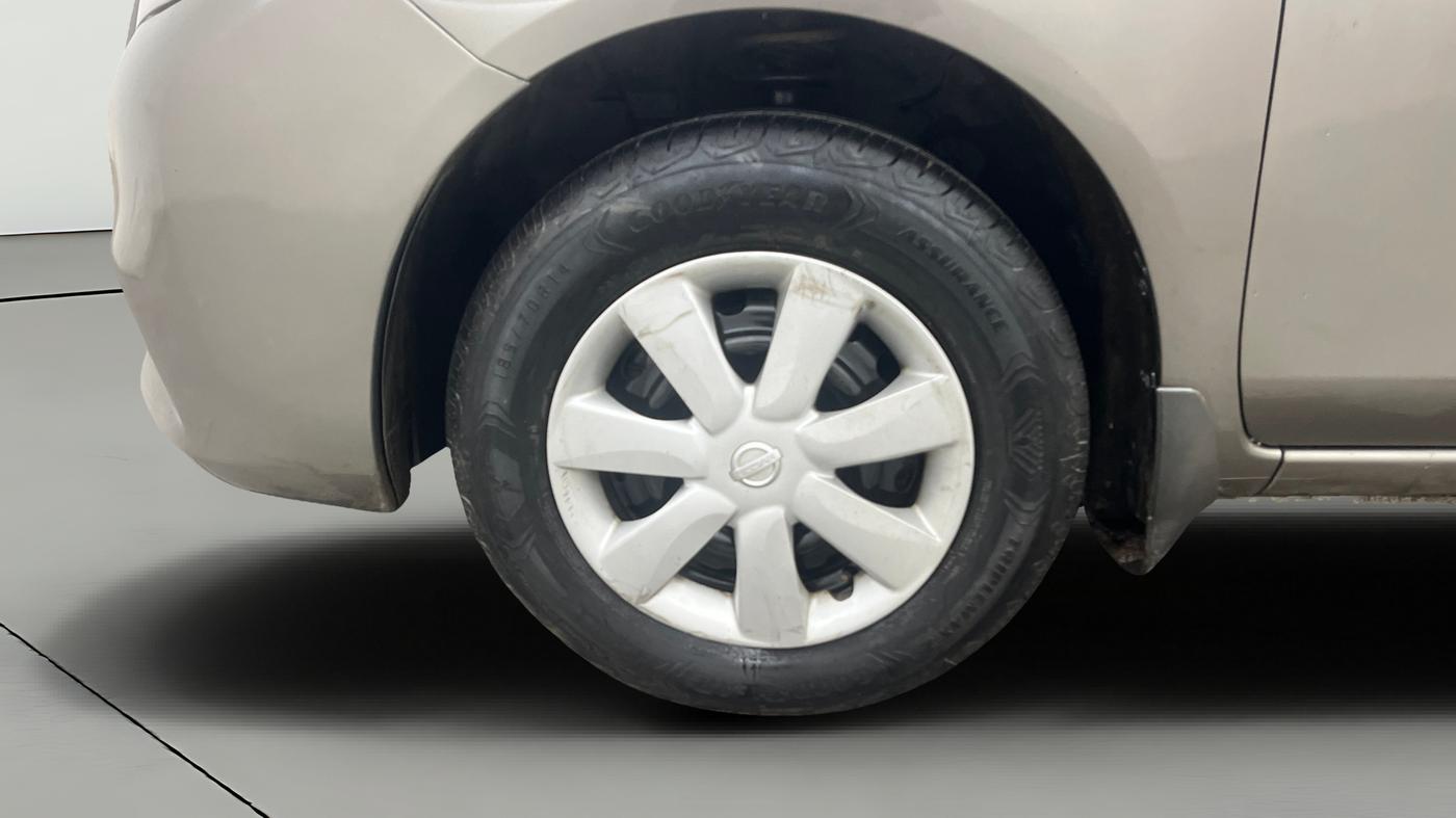 2014 Nissan Sunny XL CVT, Petrol, Automatic, 62,625 km, Left Front Wheel