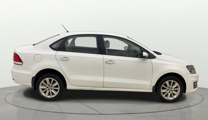 2016 Volkswagen Vento HIGHLINE 1.6 MPI, Petrol, Manual, 72,000 km, Right Side View