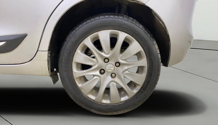 2016 Maruti Baleno ALPHA PETROL 1.2, Petrol, Manual, 57,134 km, Left Rear Wheel