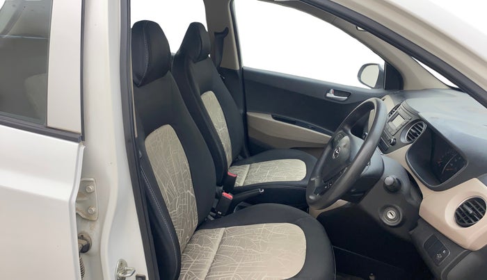 2016 Hyundai Grand i10 SPORTZ 1.2 KAPPA VTVT, Petrol, Manual, 73,649 km, Right Side Front Door Cabin