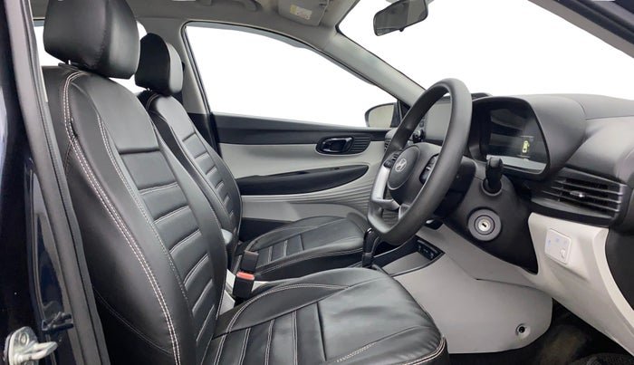 2024 Hyundai NEW I20 SPORTZ 1.2 IVT, Petrol, Automatic, 13,153 km, Right Side Front Door Cabin