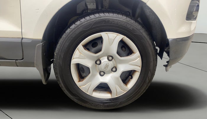 2014 Ford Ecosport TREND 1.5L DIESEL, Diesel, Manual, 1,12,714 km, Right Front Wheel