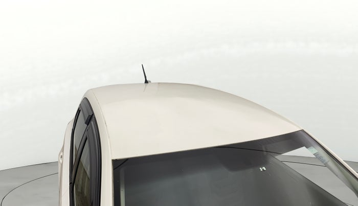 2015 Volkswagen Polo COMFORTLINE 1.2L, Petrol, Manual, 1,02,403 km, Roof