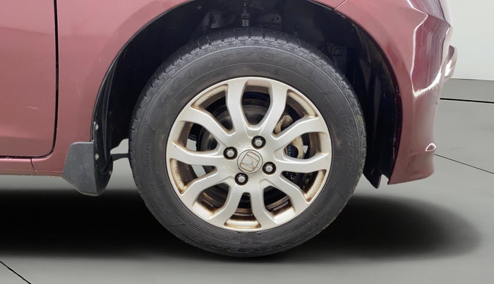 2014 Honda Amaze 1.2L I-VTEC VX AT, Petrol, Automatic, 63,431 km, Right Front Wheel