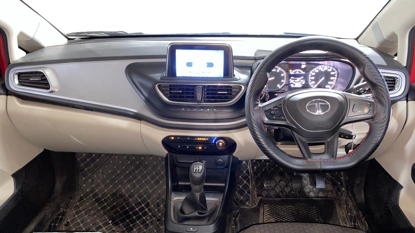 2022 Tata ALTROZ XM PLUS PETROL, Petrol, Manual, 26,300 km, Dashboard