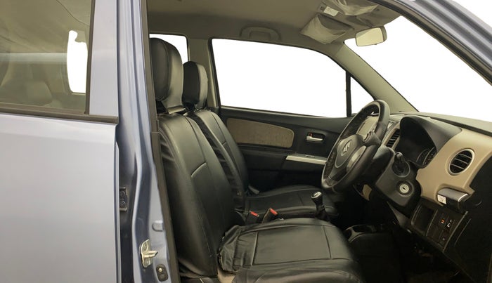 2013 Maruti Wagon R 1.0 VXI, Petrol, Manual, 23,201 km, Right Side Front Door Cabin