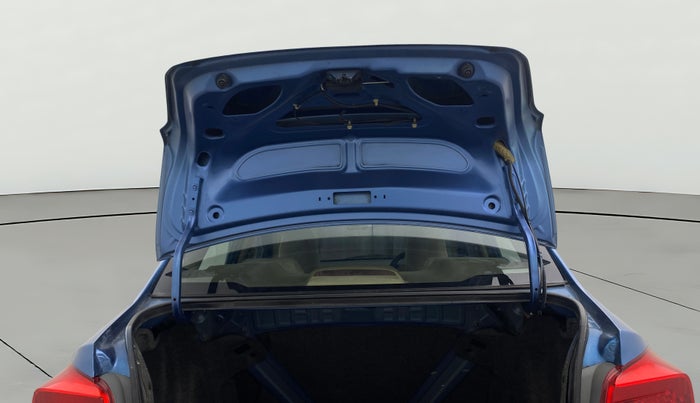 2014 Honda Amaze 1.2L I-VTEC EX, Petrol, Manual, 1,12,676 km, Boot Door Open