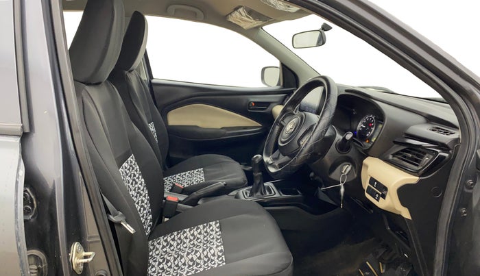 2023 Toyota Glanza E, Petrol, Manual, 86,478 km, Right Side Front Door Cabin
