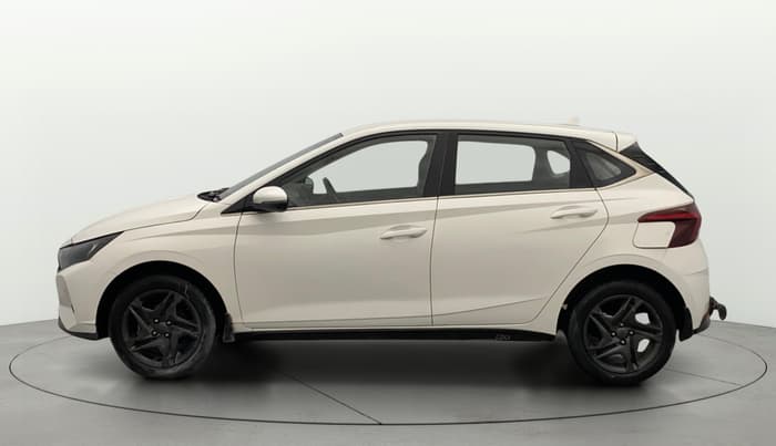2022 Hyundai NEW I20 SPORTZ 1.2 MT, Petrol, Manual, 84,398 km, Left Side
