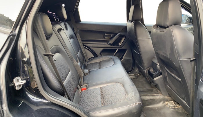 2022 Tata Harrier XZ PLUS 2.0L DARK EDITION, Diesel, Manual, 77,309 km, Right Side Rear Door Cabin