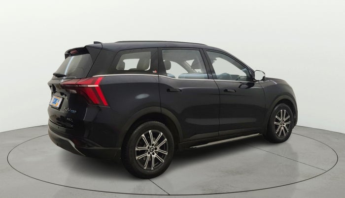 2022 Mahindra XUV700 AX 7 LUXURY P AT 7 STR, Petrol, Automatic, 17,184 km, Right Back Diagonal