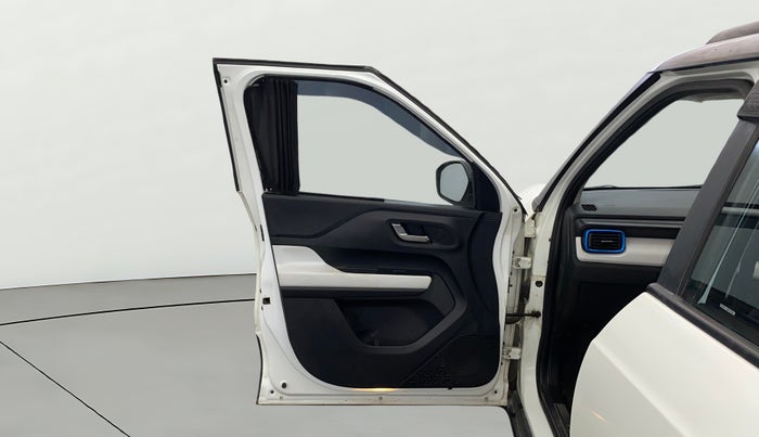 2021 Tata PUNCH CREATIVE AMT 1.2 RTN DUAL TONE, Petrol, Automatic, 31,940 km, LHS Front Door