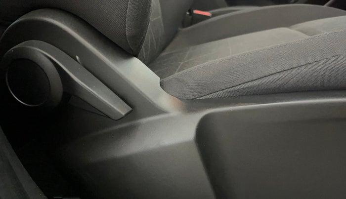 2022 Tata PUNCH ADVENTURE AMT, Petrol, Automatic, 16,344 km, Driver Side Adjustment Panel