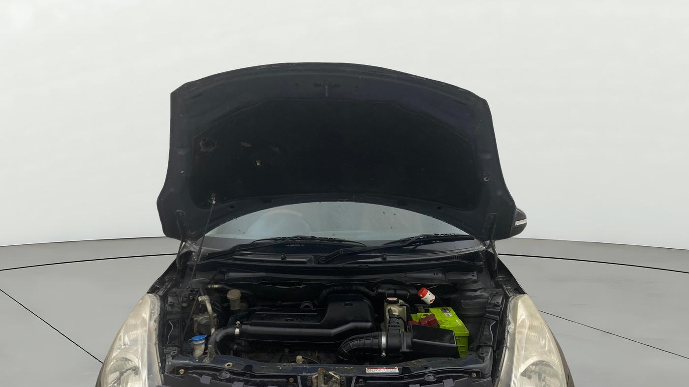 2016 Maruti Swift VDI (O), Diesel, Manual, 91,202 km, Open Bonet