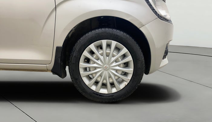 2017 Maruti IGNIS SIGMA 1.2, Petrol, Manual, 68,854 km, Right Front Wheel