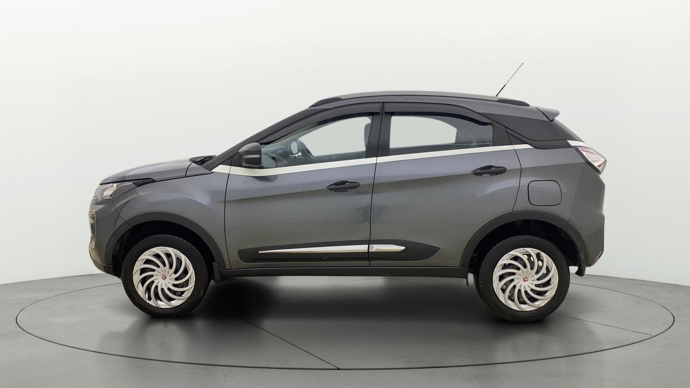 2022 Tata NEXON XM SUNROOF PETROL, Petrol, Manual, 1,15,607 km, Left Side