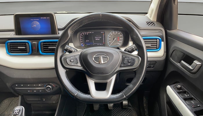 2021 Tata PUNCH CREATIVE  MT, Petrol, Manual, 19,731 km, Steering Wheel Close Up