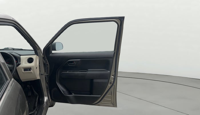 2022 Maruti New Wagon-R LXI 1.0, Petrol, Manual, 7,940 km, RHS Front Door