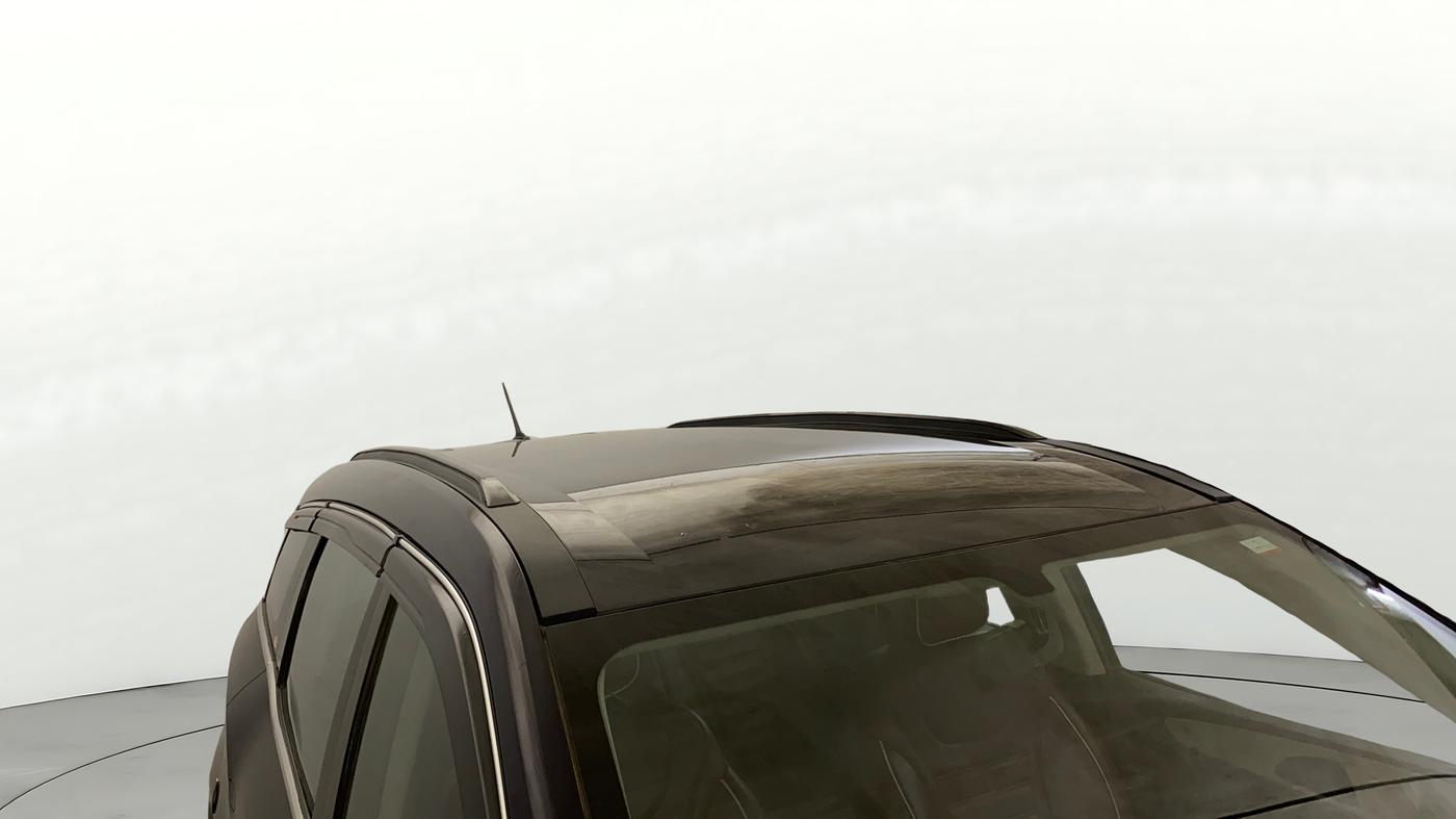 2023 Mahindra XUV700 MX P MT 5 STR, Petrol, Manual, 39,151 km, Roof