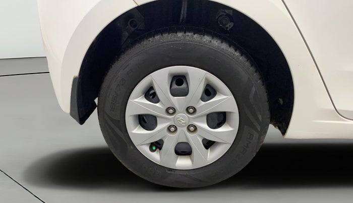 2016 Hyundai Elite i20 MAGNA 1.2, Petrol, Manual, 33,143 km, Right Rear Wheel